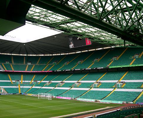 Escócia: Celtic vai ter bancada de peão na próxima época