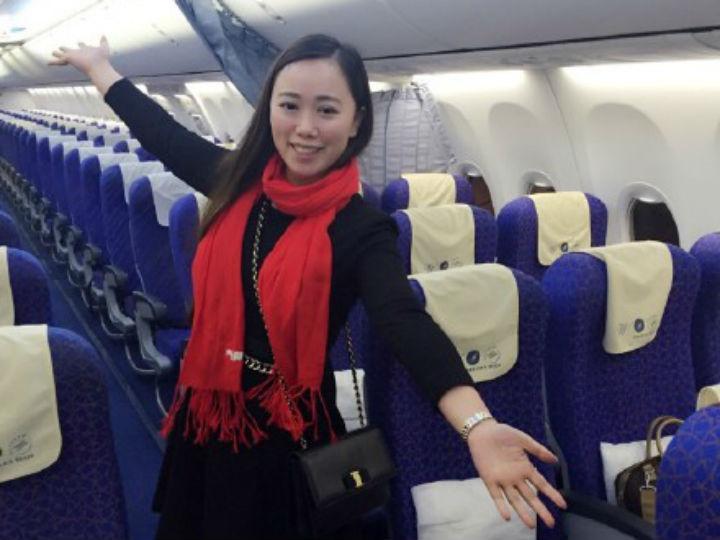 Chinesa viaja sozinha em avião