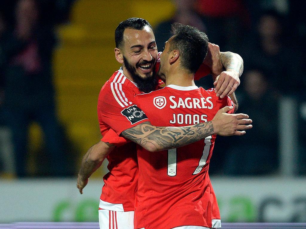 Benfica espera Mitroglou e Samaris mais cedo do que o previsto