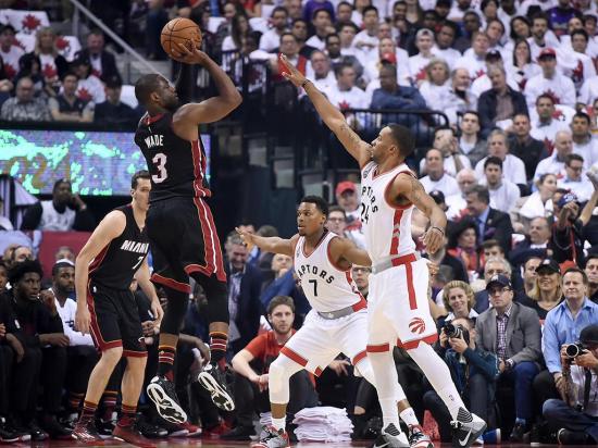NBA: Miami Heat vence em Toronto