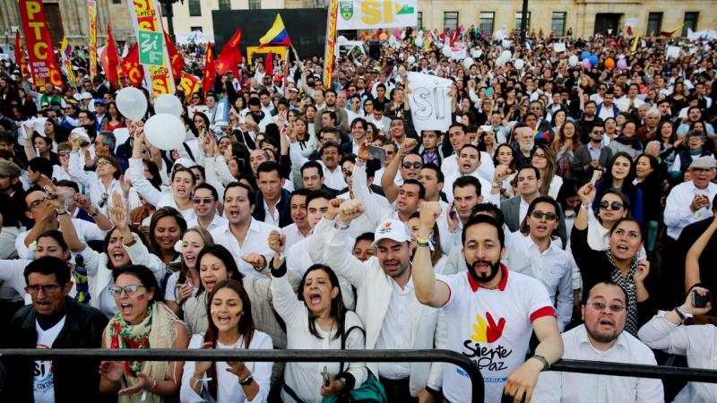 Acordo entre Governo e FARC celebrado na Plaza de BolÃ­var, ColÃ´mbia