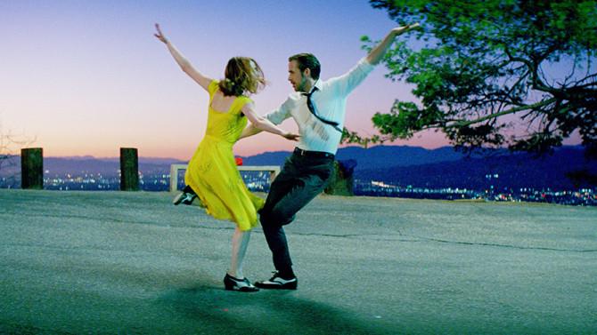 Emma Stone e Ryan Gosling voltam a fazer um par romântico em "La La Land - Melodia de Amor"