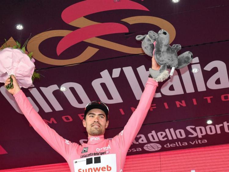 Giro: Van Garderen ganha etapa, Dumoulin segue de rosa