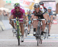 Bennati bate Cavendish ao «sprint» no Giro