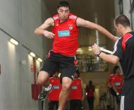 Benfica: internacionais fazem exames