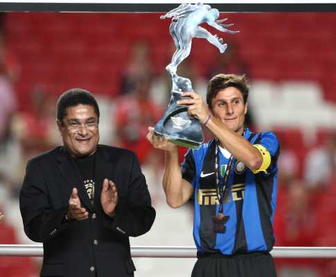 Zanetti levanta a primeira Eusébio Cup