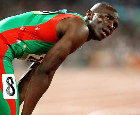 Obikwelu falha qualificação para final olímpica dos 100m