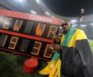Bolt festeja mais um recorde do Mundo