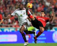 Benfica-Penafiel: Suazo saiu do banco