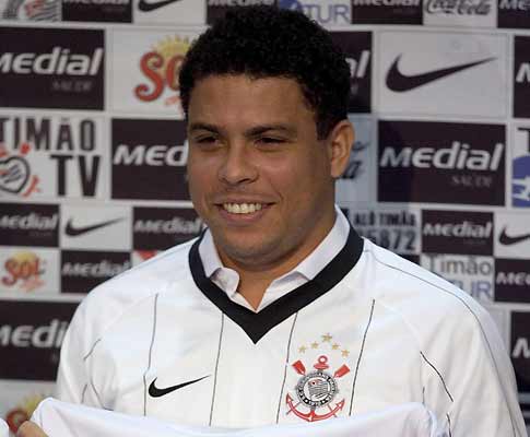 Ronaldo apresentado no Corinthians