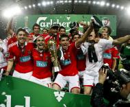 Março: Benfica vence F.C. Porto na final da Taça da Liga