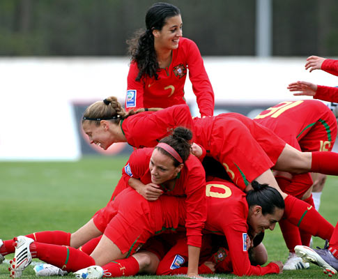 Festa da selecção feminina na goleada à Arménia (7-0)