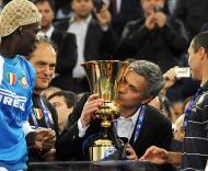 Maio: Mourinho ganha a Taça de Itália, primeiro título da «tripletta»