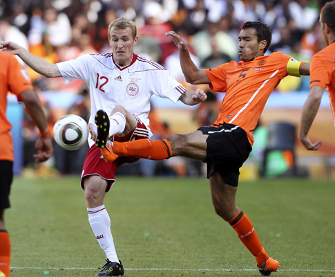 Mundial 2010: Holanda vs Dinamarca (EPA/SRDJAN SUKI)