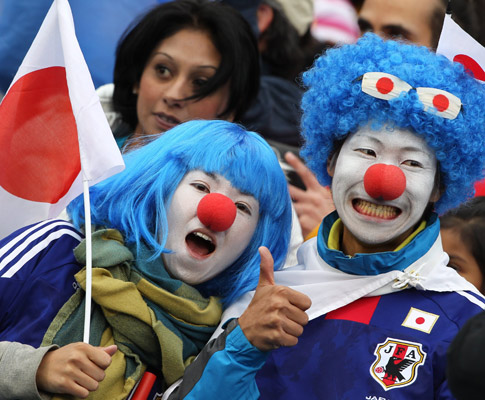 Adeptos do Japão no jogo com o Paraguai