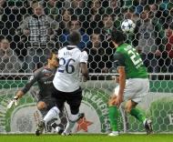 Hugo Almeida marca frente ao Tottenham
