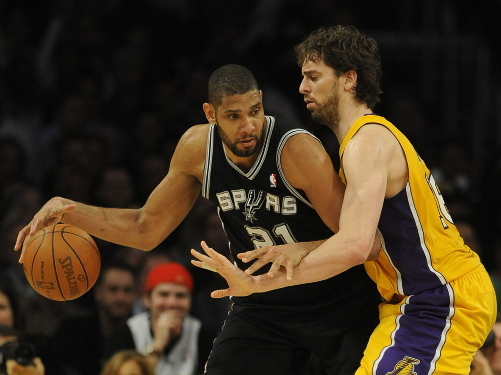 Lakers-Spurs: Gasol com Duncan