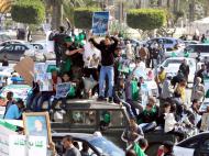 Líbia: Apoiantes de Kadhafi em manifestação (Foto EPA/SABRI ELMHEDWI, EPA/SABRI ELMHEDWI)