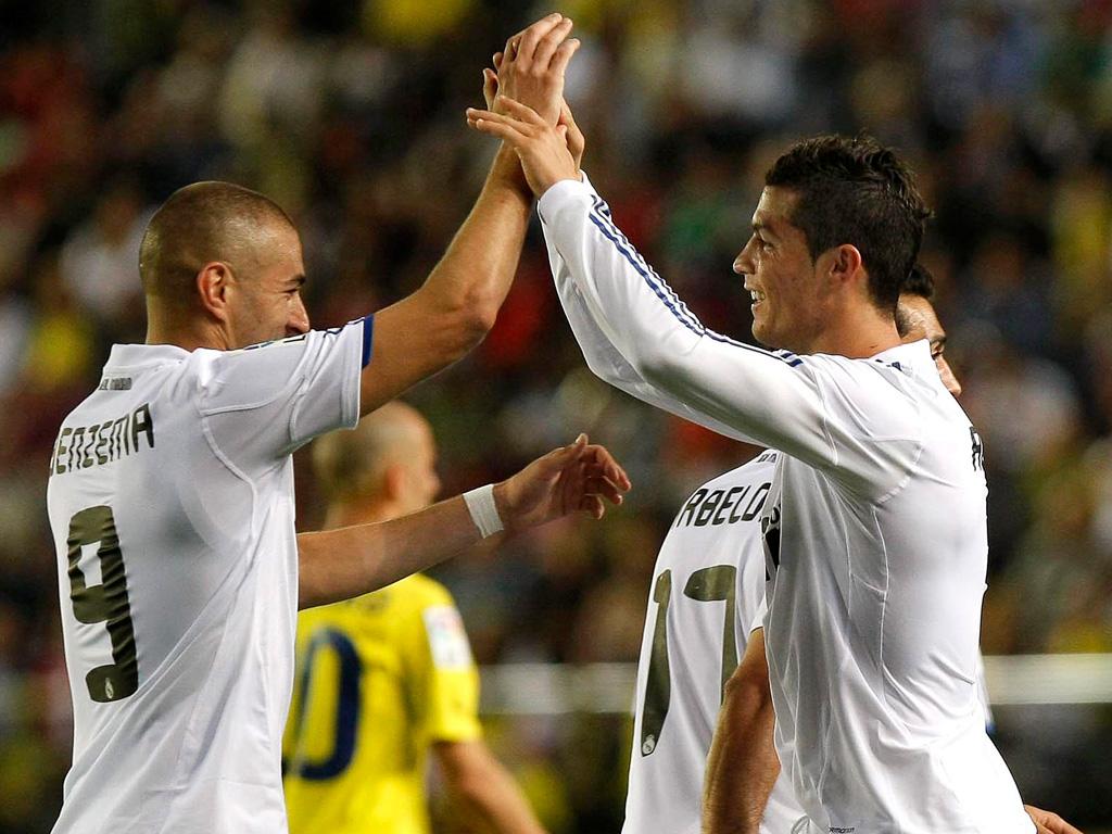Ronaldo festeja com Benzema