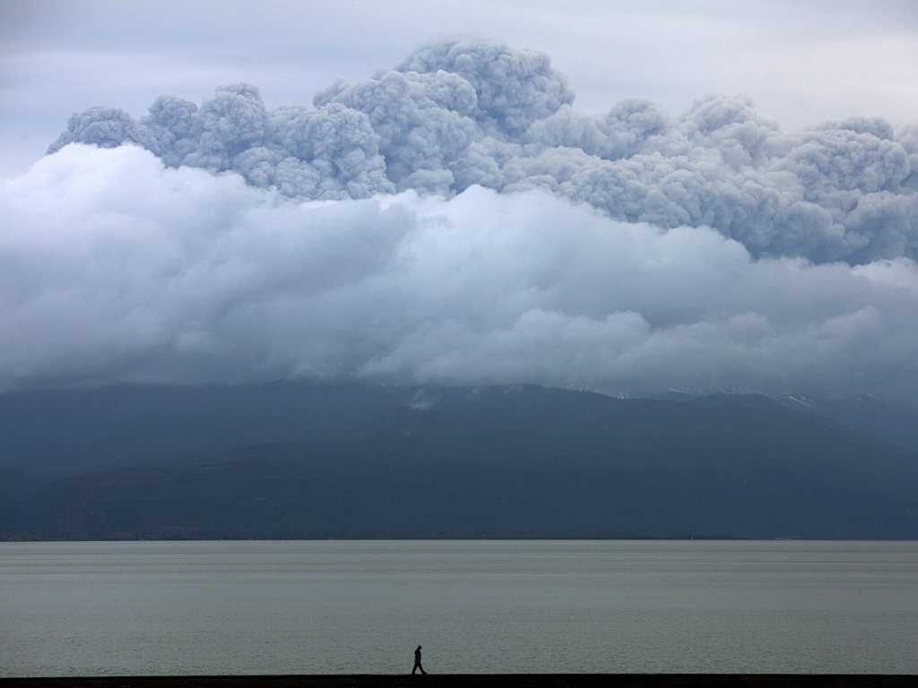 Cinzas do vulcão chileno Puyehue