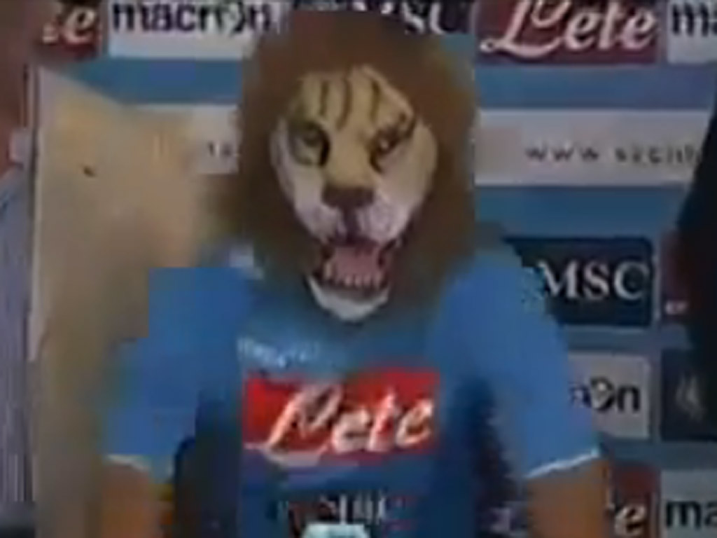 Gokhan, o leão do Nápoles