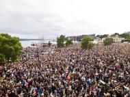 Homenagem às vítimas em Oslo, Noruega (EPA)