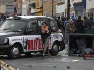 Violência em Hackney, Londres (EPA/KERIM OKTEN)