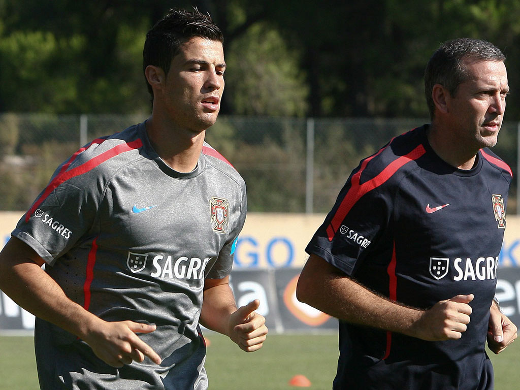 Cristiano Ronaldo e António Gaspar (EPA/Luís Forra)