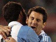 Messi e Higuaín na festa do golo