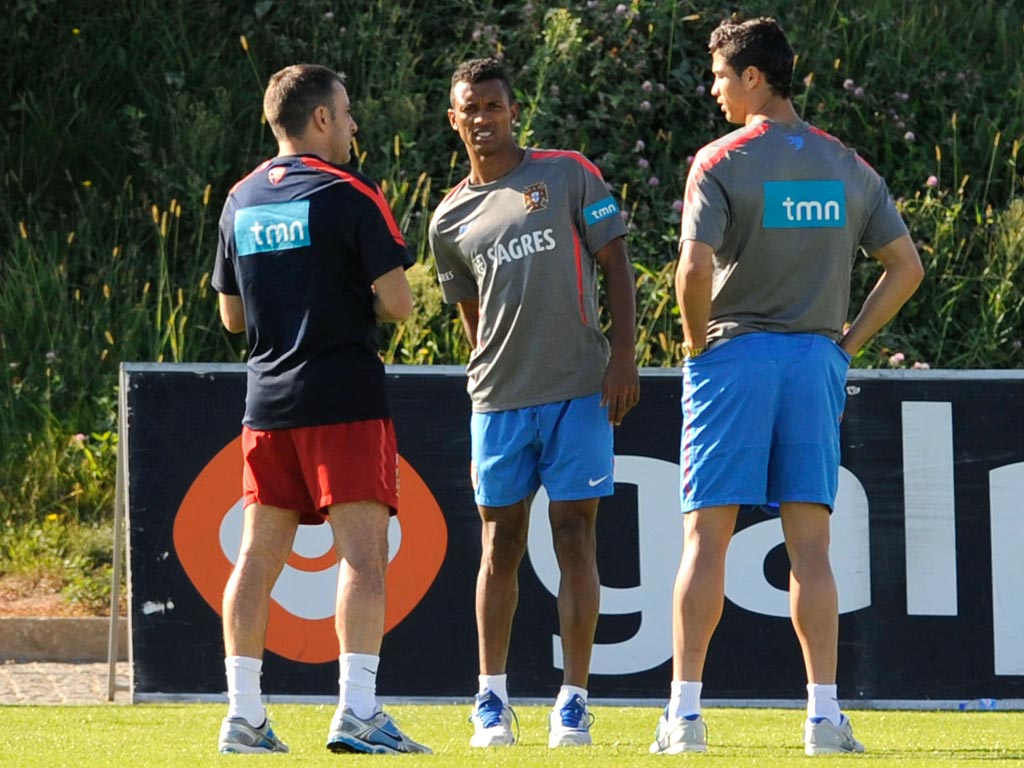 Nani, Ronaldo e Paulo Bento (Fernando Veludo/Lusa)