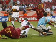 Mundial 2006: Portugal-Angola a abrir (1-0), golo de Pauleta