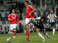 Matic (Benfica) e Ricardo Nunes (Portimonense)