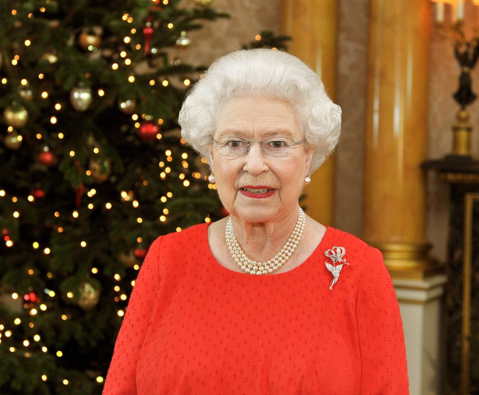 Rainha Isabel  II no Palácio de Buckingham depois de partilhar mensagem de natal Foto: Lusa