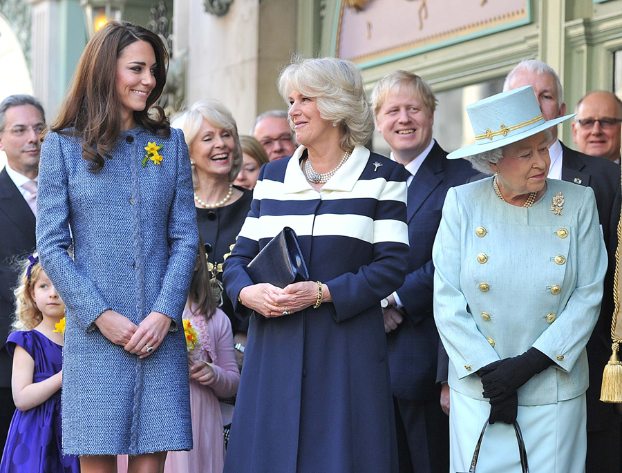 Kate Middleton, Camilla Parker Bowles e Isabel II juntas em evento público Foto: Reuters