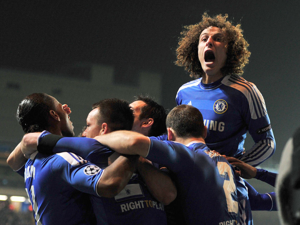 David Luiz na festa do Chelsea (REUTERS/Juan Medina )