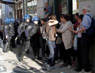 Confrontos no Chiado durante manifestação [Foto: Reuters]