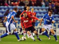 Wigan Athletic vs Manchester United (EPA/PETER POWELL)