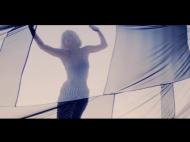 Shakira no novo vídeo, «Addicted To You»