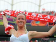 EURO 2012: Adepta polaca exibe as cores do seu país