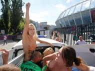 Ativistas da Femen voltam a atacar