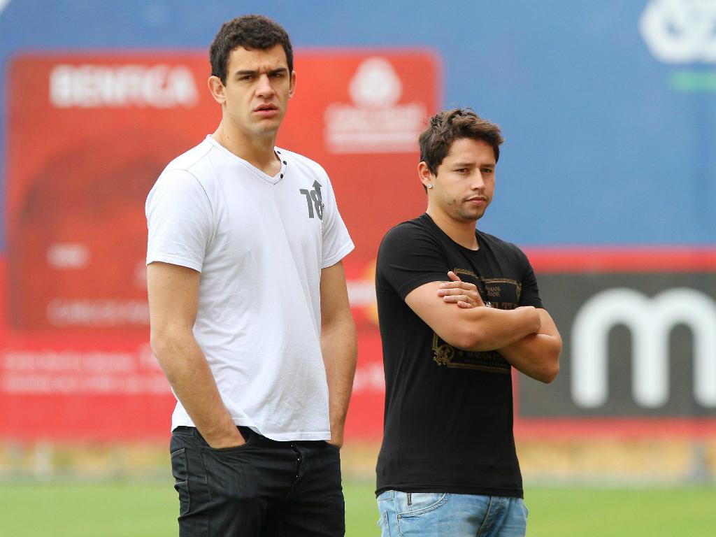 Benfica B: Rafael Copetti e Elvis