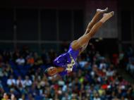 Ginasta Gabrielle Douglas dos Estados Unidos nos Jogos Olímpicos de Londres de 2012 (Reuters)