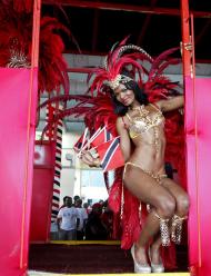 Chegada de Keshorn Walcott a Trinidad e Tobago (Andrea De Silva/Reuters)