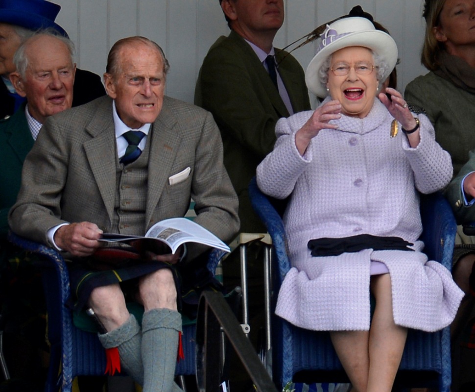 Príncipe Philip e rainha Isabel II nos Highland Games Foto: Reuters