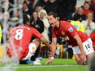 Anderson e Chicharito festejam golo do United