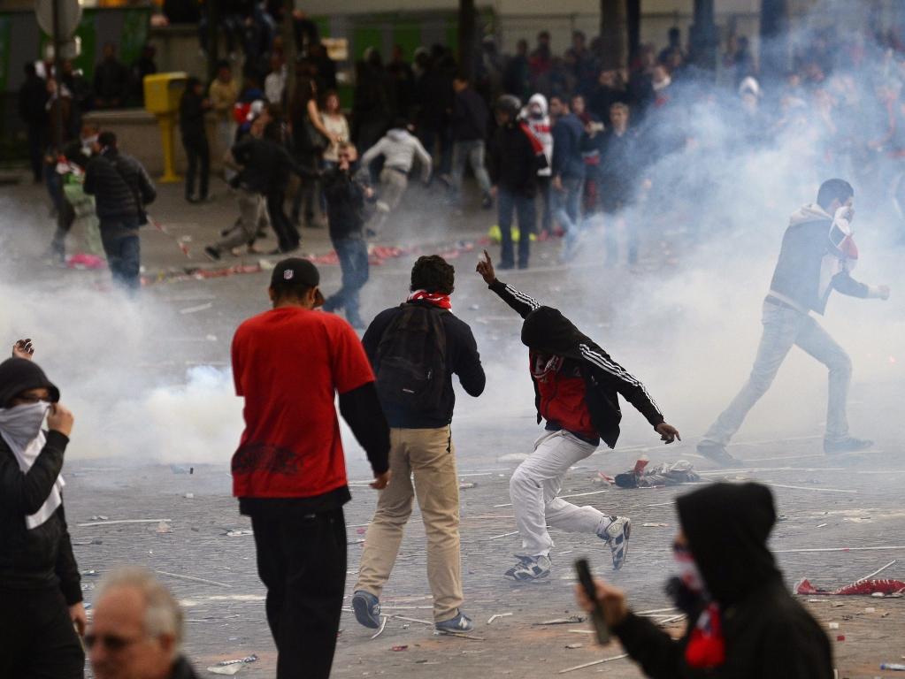 PSG: violência estraga festa do título