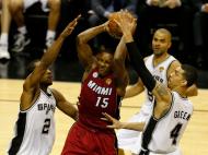 NBA Miami Heat vs San Antonio Spurs [EPA/Aaron M. Sprecher]