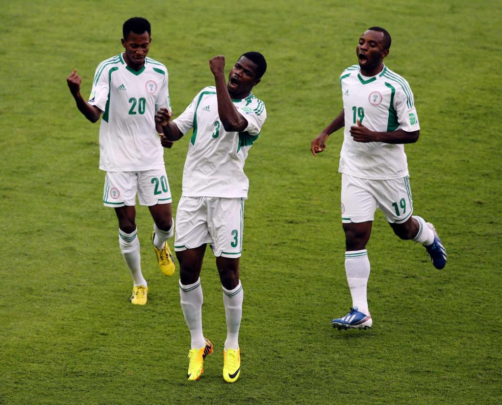 Confederações: Elderson festeja golo da Nigéria (Reuters)