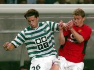 Sporting-ManUtd, 6 agosto de 2003: Rochemback com Solskjaer