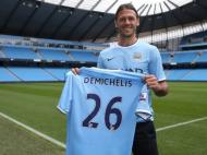 Demichelis no Manchester City (foto site oficial)